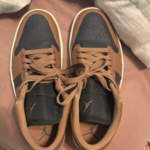 Nike Men's Black and Brown Sneakers